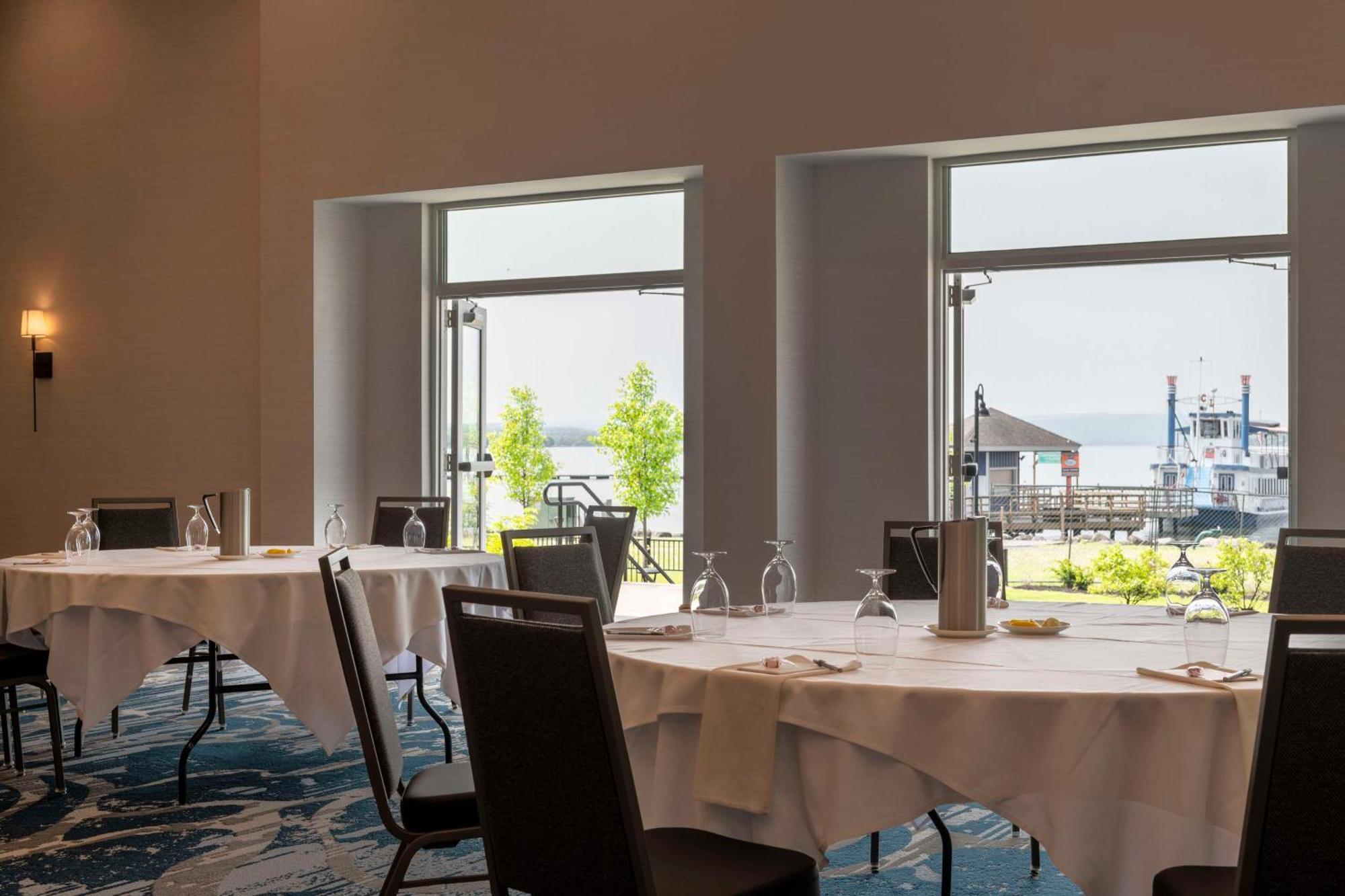 Hotel Canandaigua, Tapestry Collection By Hilton Exterior photo